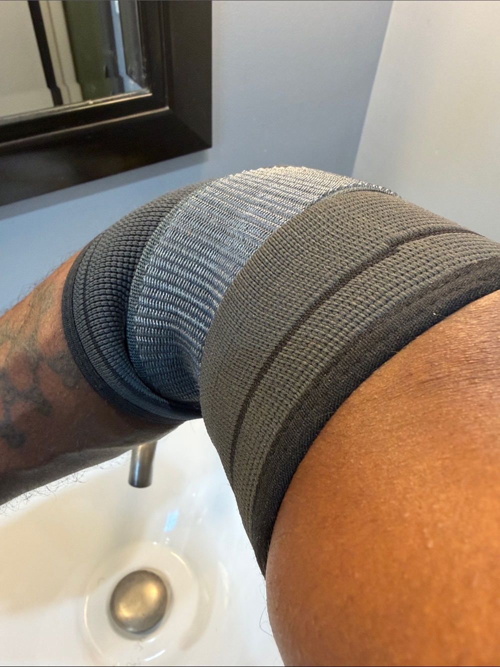 Men's Elastic elbow Sleeve- Gray